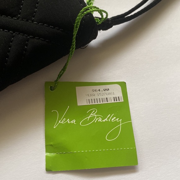 NWT Vera Bradley zip-around black quilted wristlet wallet - Picture 4 of 9